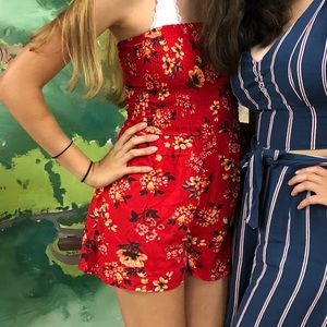 🎉HPx2! Red Floral Romper